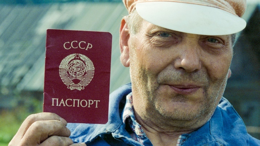 Hộ chiếu Liên Xô vẫn có giá trị pháp lý ở Nga hiện nay